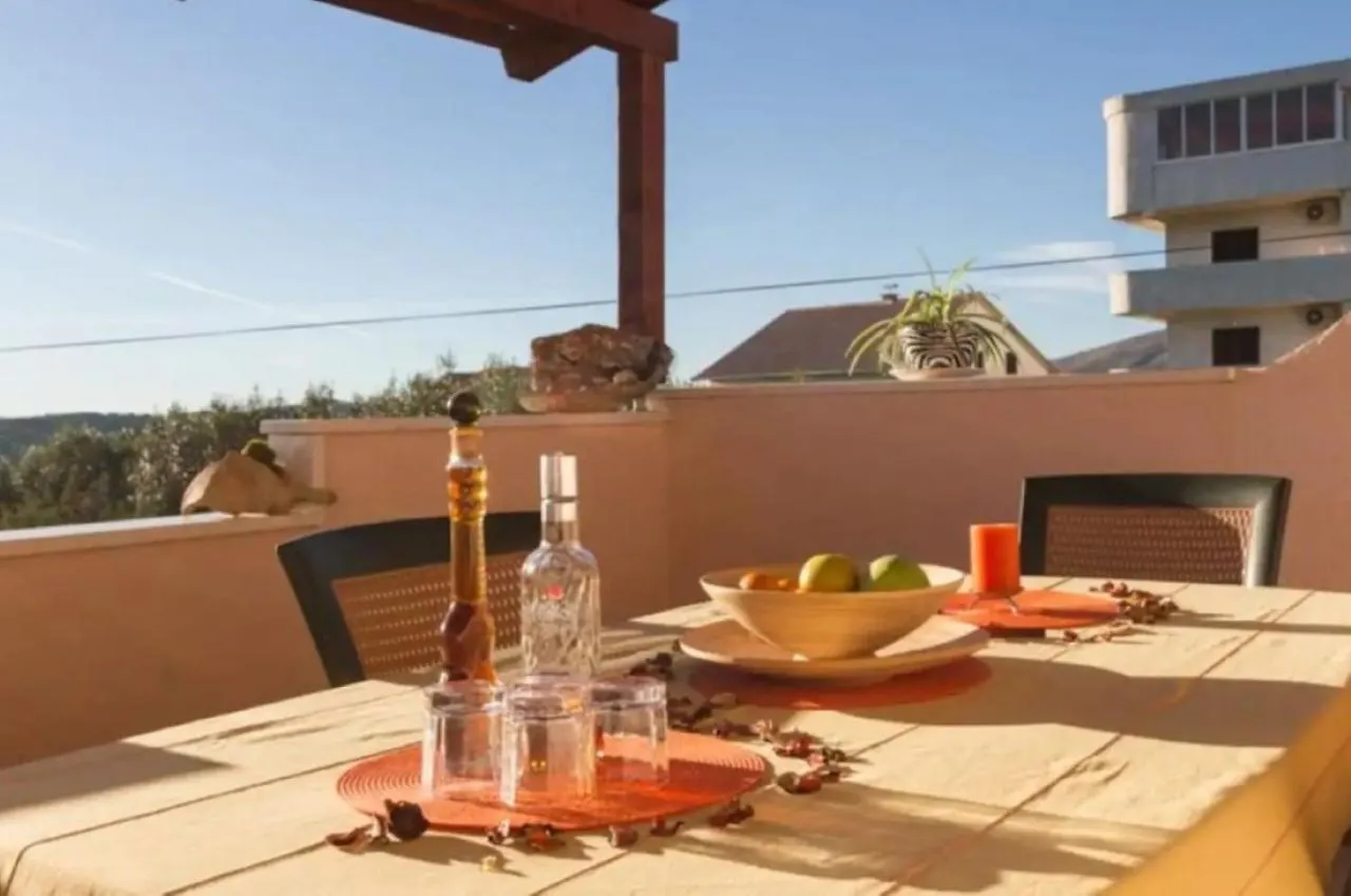 Apartments Villa Golden View 트로기르 크로아티아