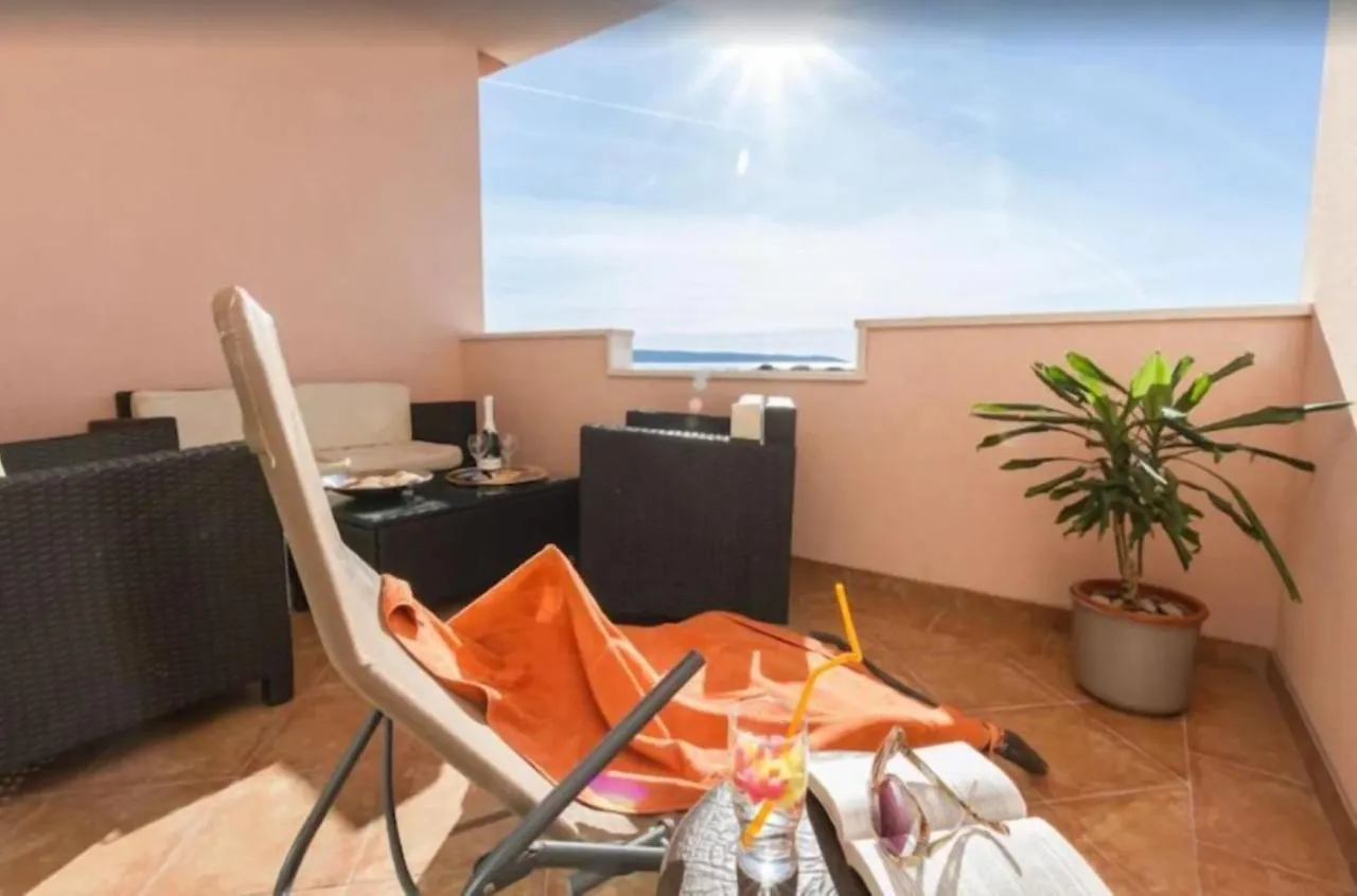 Apartments Villa Golden View 트로기르
