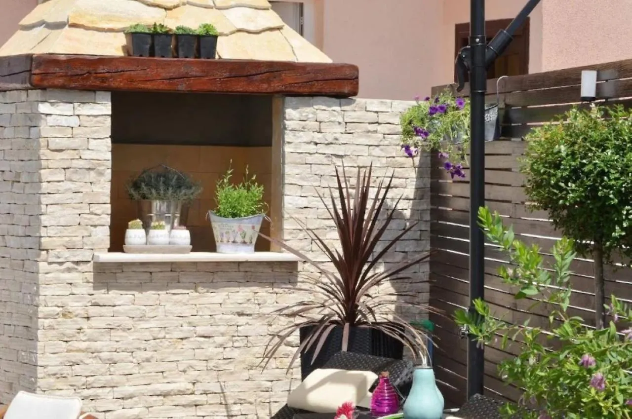 Apartments Villa Golden View Trogir 0*,  Croatia